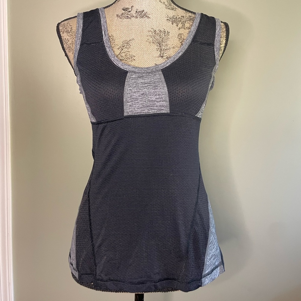 Lululemon tank top